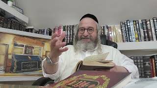 שיעורים קצרים – הכנה לפסח ספירת העומר ושבועות תשפ"ו – בעברית – 5 – ע"פ 'תשובת השנה' אותיות כה' – ל' (הרב מוטה פראנק) - התמונה מוצגת ישירות מתוך אתר האינטרנט יוטיוב. זכויות היוצרים בתמונה שייכות ליוצרה. קישור קרדיט למקור התוכן נמצא בתוך דף הסרטון