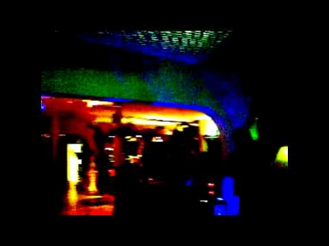 CrazyZeki & Candeniz-@Sultan's Palace Canli 2011