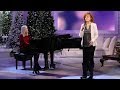 Reba McEntire Performs "O Holy Night" on Pickler & Ben