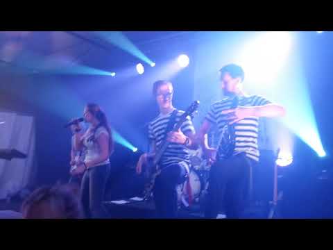 Sixpash cover - Still Into You