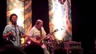 The Derek Trucks Band- Joyful Noise @ Keswick Theatre 5/29/09