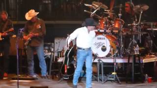 George Strait - Deep In The Heart Of Texas Intro / The Fireman LIVE [HD] 6/5/14