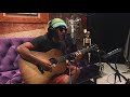Steivie Salas / Indian Chief    with his Taylor 717e WHB