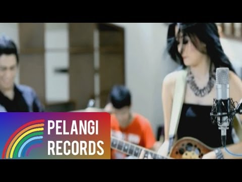 Rere Reina - Kakanda (Official Music Video)