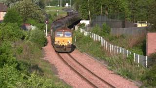 preview picture of video 'Empty EWS/DBS Coal Train entering Alloa on 26/5/09'