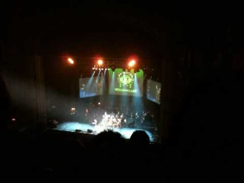 Video Games Live! January 2011 - Mike Salvatori and Marty O'Donnell Hum Halo Theme