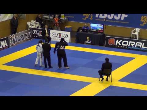 Euros 2015 Purple Belt Open Weight Finals Female - Submission #1331