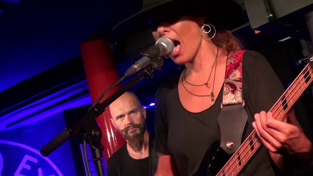 Ida Nielsen - You Can't Fake The Funk Live in London