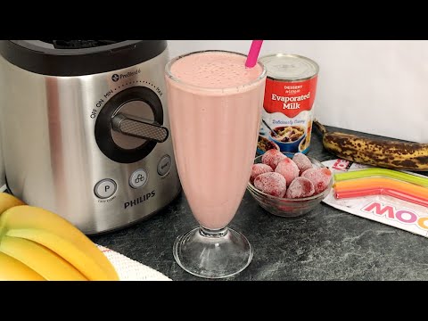 STRAWBERRY AND BANANA MILKSHAKE