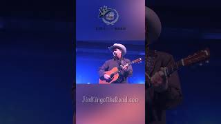 Tracy Byrd ignites the stage with his smash hit “I Wanna Feel That Way Again” — live from Texas! 🤠🎶