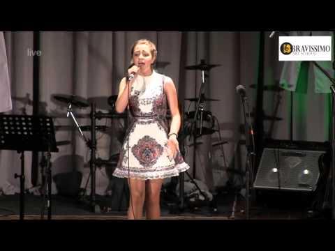 Hora Din Moldova - Cristina Buia