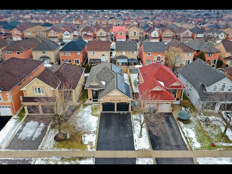 241 Cresthaven Road, Brampton Home for Sale - Real Estate Properties for Sale
