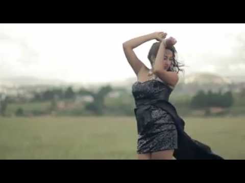 Rahovina Ihany [ Mélanie Walker _Cymci ]