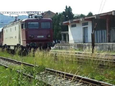 A 1834 tras de EA 820