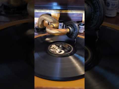 Little Spanish Dancer - (vocal Chester Hale) Dick Cherwin and his Orchestra