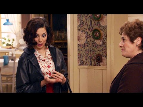 Amar C836 Azucena pone de vuelta y media a Benigna