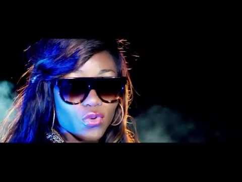 the Black Pearl Claudia Bakisa (Claudia Bakisa, La Perle Noire) - Amour (Love)