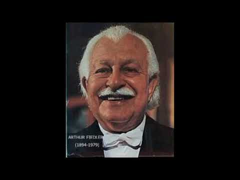 ENTRANCE MARCH FROM THE GYPSY BARON (Johann Strauss II) - Boston Pops Orchestra/Artur Fiedler