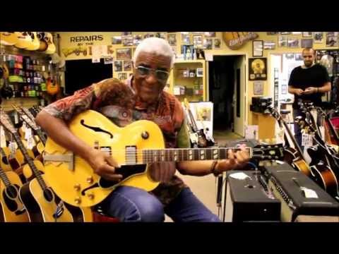 Jazz Legend Phil Upchurch stops by Norman's Rare Guitars