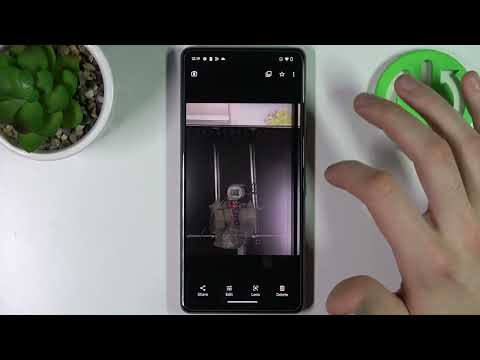 How to Enable or Disable Camera Mirroring in GOOGLE Pixel 7?