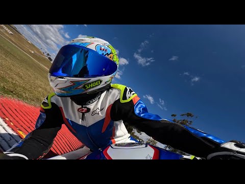 S1000RR - Chasing CBR600RR at Wanneroo Raceway
