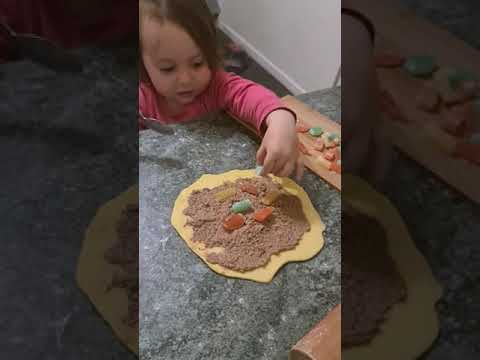 make cake. kids. yummy. copii