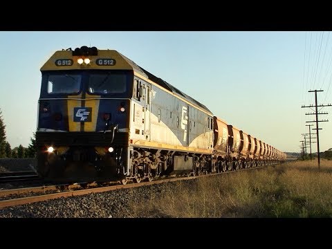 Passenger and Freight at Beveridge: Australian Trains