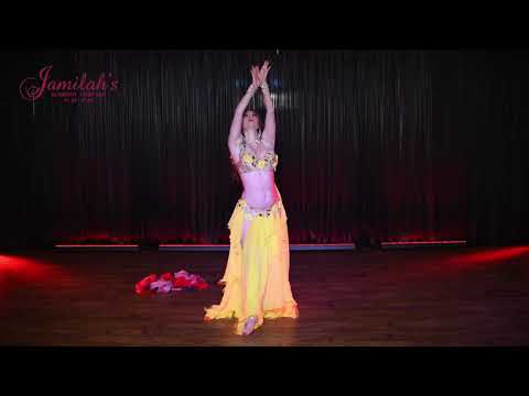 Nastia Raqs performing a mejance at Jamilah's Glamour Camp