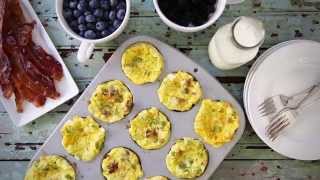 baking scrambled eggs in a muffin tin