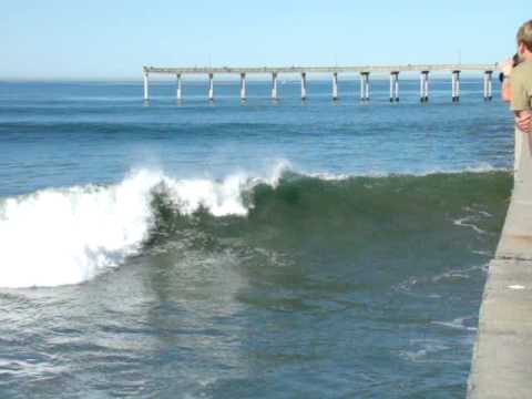Surfing in Ocean Beach - Big Surf and Big Waves -