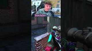 Monter les escaliers sans se faire repérer