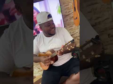 CORAÇÃO DE TRAVESSEIRO  ( THIAGO SOARES)