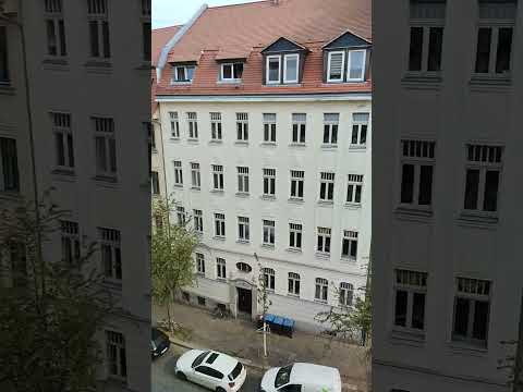 Ich wünsche euch allen ein schönen Dienstag und ein schönen Feiertag macht es euch gemütlich