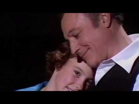 download lagu mp3 mp4 Gene Kelly Children, download lagu Gene Kelly Children gratis, unduh video klip Gene Kelly Children