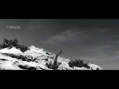 Autsajd - Maska sa dva lica