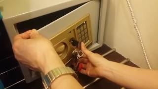 How to unlock a digital safe-Eng