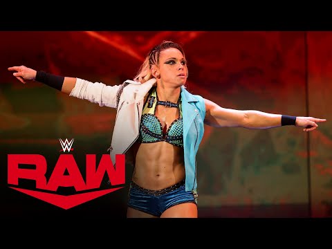 Seth Rollins: Zoey Stark Has The Coolest Finishing Move