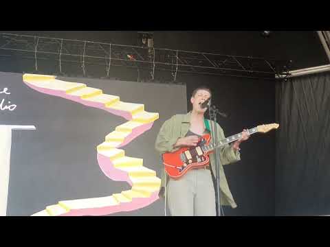 Porridge Radio - Born Confused live Primavera Sound Barcelona 4/6/2022