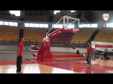 Ο ΜΙΛΑΝ ΤΟΜΙΤΣ ΑΚΟΜΑ ΒΑΖΕΙ ΤΡΙΠΟΝΤΑ -  MILAN TOMIC STILL SCORES 3-POINTERS