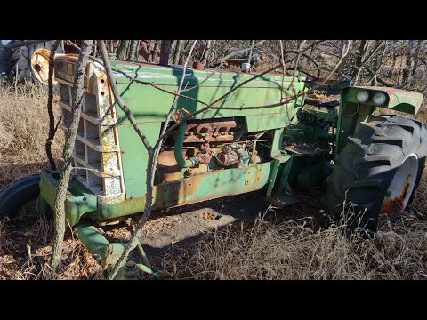 Abandoned farmstead 40 tractors that need rescue