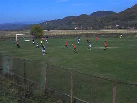 Metalul Criscior-CS Vulcan 2-4 (faze din timpul jocului)