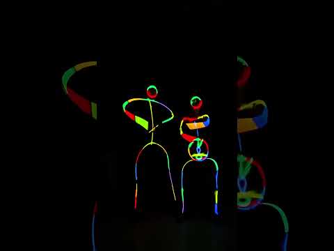 KATLEN E VOID DANÇANDO COM BONECO NEON *Zuri na Barriga