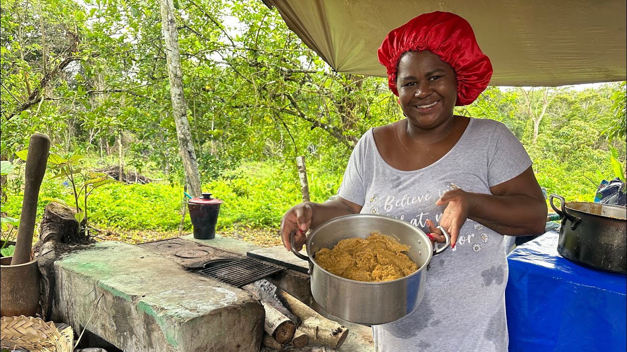 VATAPÁ NO FOGO DE LENHA COMIDA BAIANA