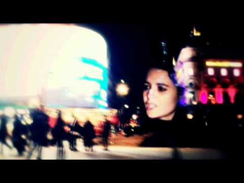 Minnie Rogers - A Rainy Night In London