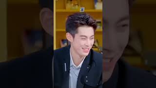 Download lagu Only Esther can make him happy like this 💖 #dixin #dylanwang #estheryu  #wanghedi #yushuxin #shorts mp3