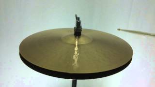 Video thumbnail for Paiste Signature Traditionals Medium Light Hi Hat Cymbals 14" by Drum Center of Portsmouth
