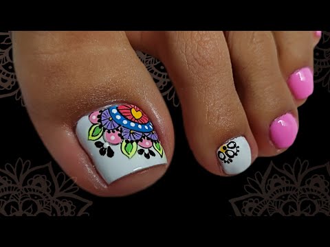 Uñas de pies decoradas con MANDALA /Arte en uñas