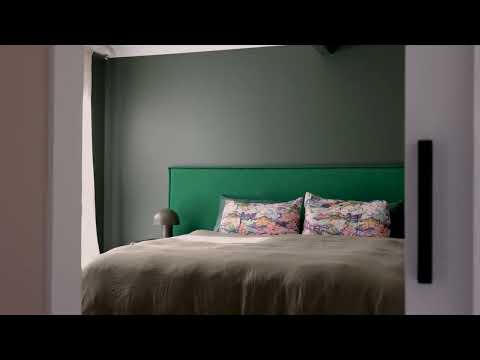Video for 2/103 Companion Way, Tweed Heads  NSW  2485