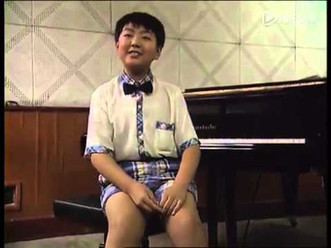 download lagu mp3 mp4 Young Lang, download lagu Young Lang gratis, unduh video klip Young Lang