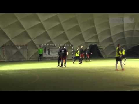 17.02.2015 II Biznes Liga A - Auchan Polska vs, iCar II